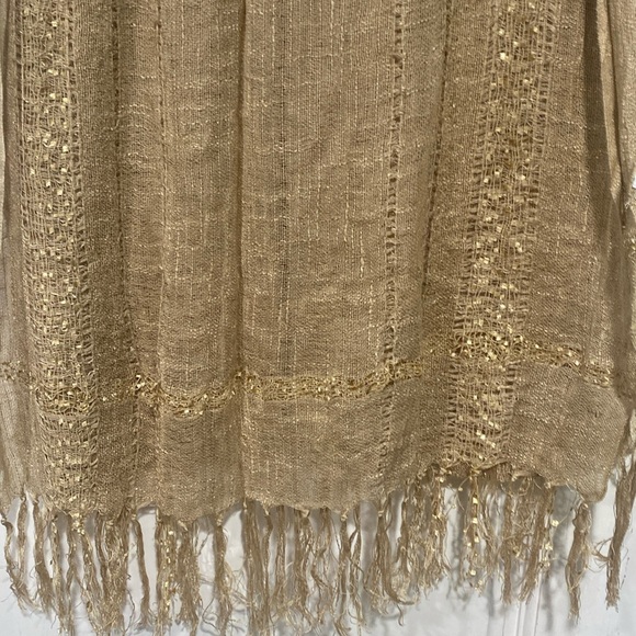 Accessories - Fashion scarf/shoulder wrap